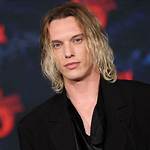 Jamie Campbell Bower Net Worth (Updated 2022), Age, Girlfriend, Family, Biography & More