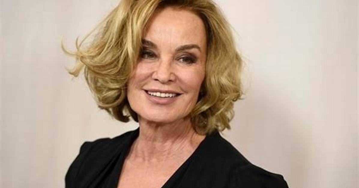 Jessica Lange - Age, Bio, Birthday, Family, Net Worth