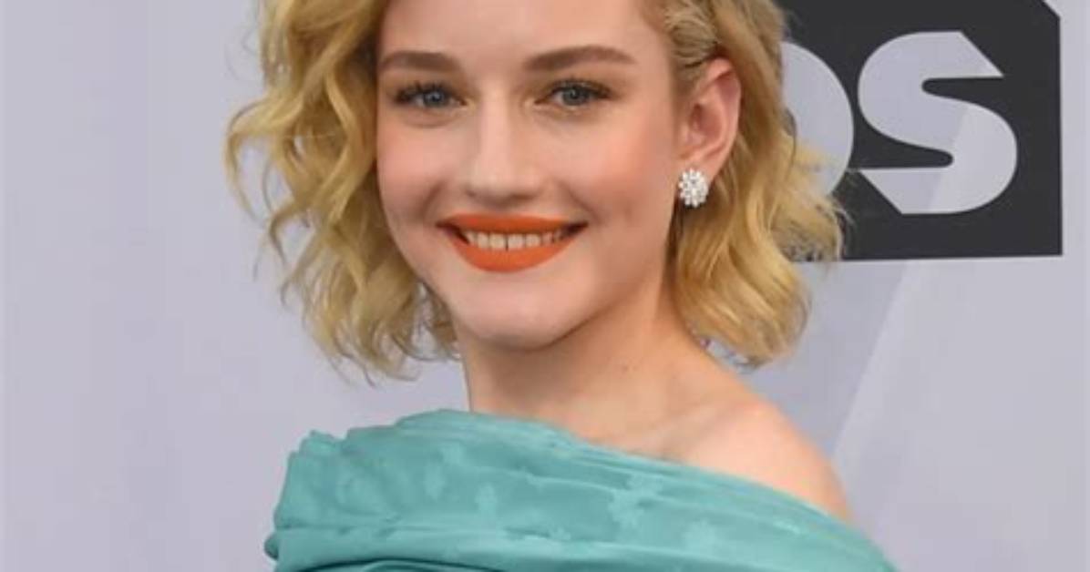 Julia Garner Net Worth