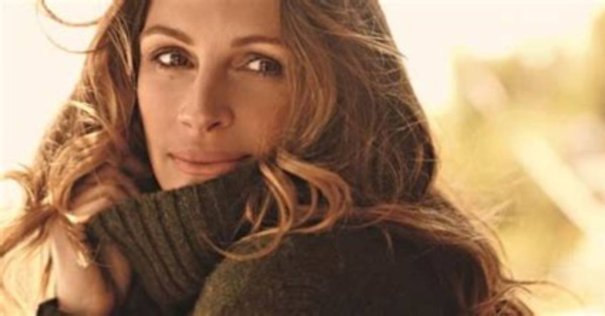 Julia Roberts Fan Has 82 Portraits of the Actress Tattooed onto His Torso!