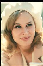 Karen Black Height