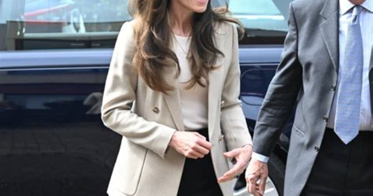 Kate Middleton Swaps Her Heels for Boden Ballet Flats: Shop Her Look
