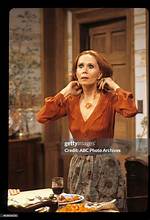 Katherine Helmond Height