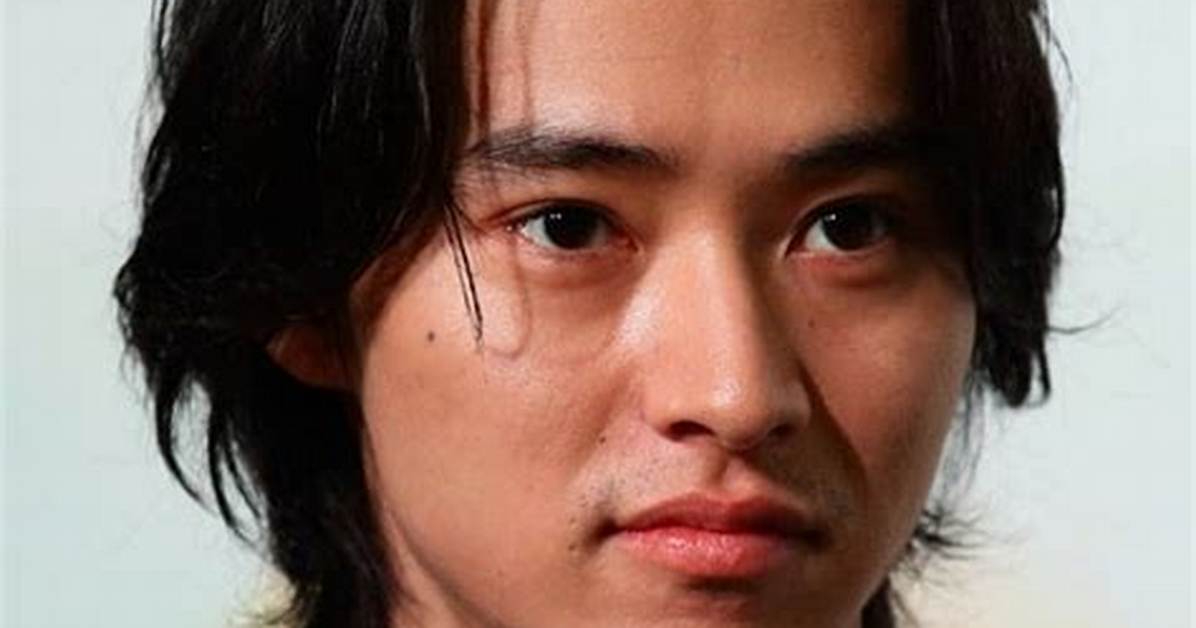 Kento Yamazaki Age, Net Worth, Girlfriend, Family and Biography (Updated 2023)