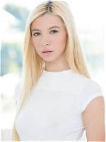 Kenzie Reeves Biography/Wiki, Age, Height, Career, Photos & More