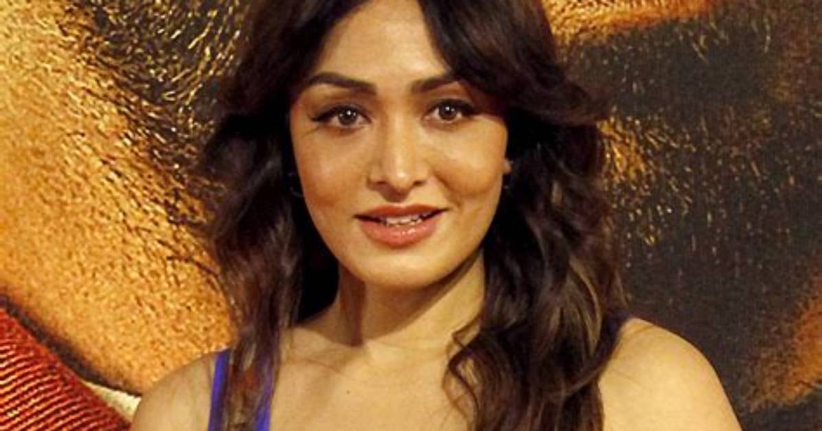 Khushali Kumar Shows off Fit Figure as "Summer Is Here"