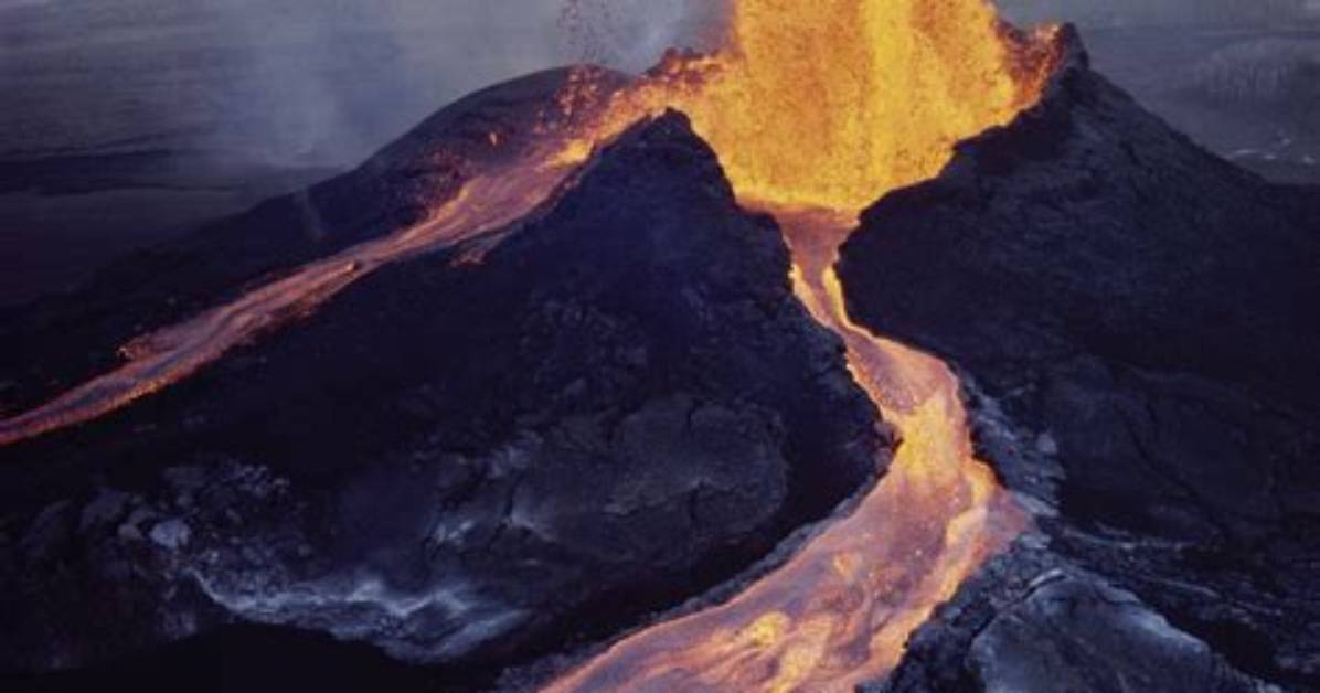 Kilauea Volcano Erupts, Lava Fountains Form in Park | News, Sports, Jobs