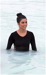 Kim Kardashian in Bathing Suit Says “Long Time No Sea” — Celebwell