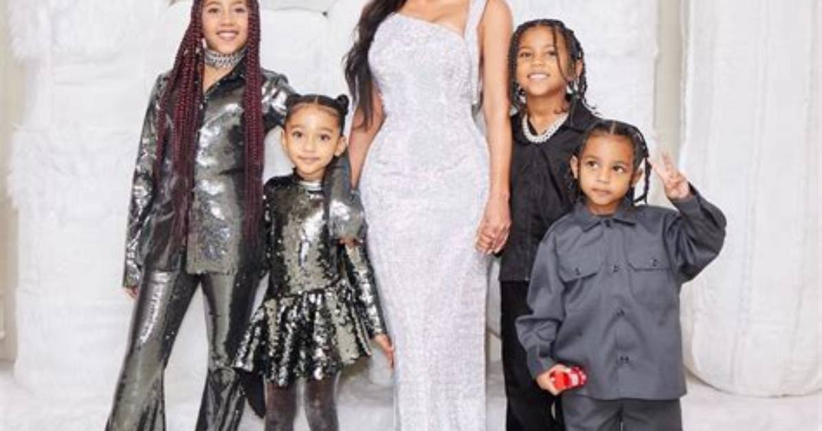Kim Kardashian's over-the-Top Christmas Decor Gets Icy Review from Fans