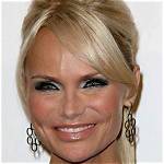 Kristin Chenoweth - Age, Bio, Birthday, Family, Net Worth