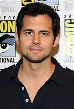 Kristoffer Polaha – Biography, Facts & Life Story