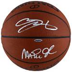 Lebron James Autographed Basketball W/ H. S. Teammates Hits Auction Lebron James Signed Ball W/ H. S. Team Hits Auction. .. Could Sell for Thousands! !! Exclusive 546 5/29/2022 12:40 Am Pt