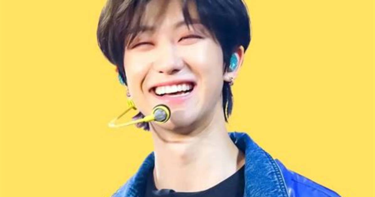 Lee Know - Age, Bio, Birthday, Family, Net Worth