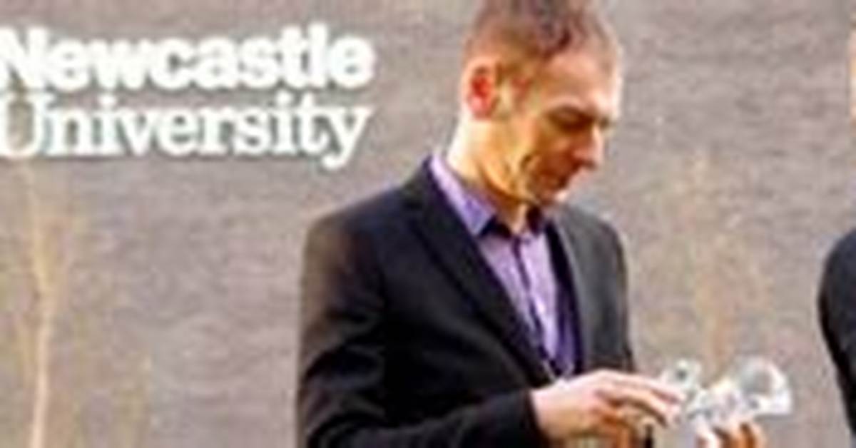 Links; Metalhip; Newcastle University