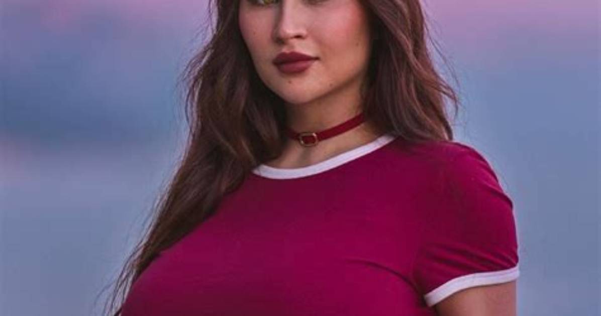 Louisa Khovanski (Onlyfans) Wiki, Age, Biography, Info, Details