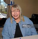Louise Lasser Height