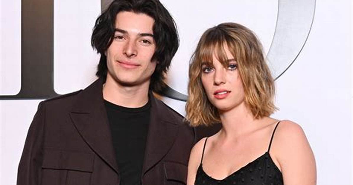 Maya Hawke Boyfriend Spencer Barnett: Dating History, Exes