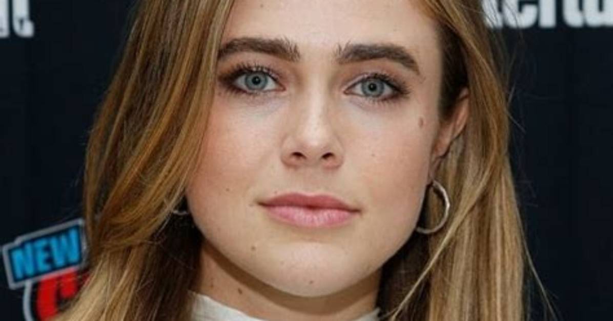 Melissa Roxburgh Age, Net Worth, Boyfriend, Family & Biography