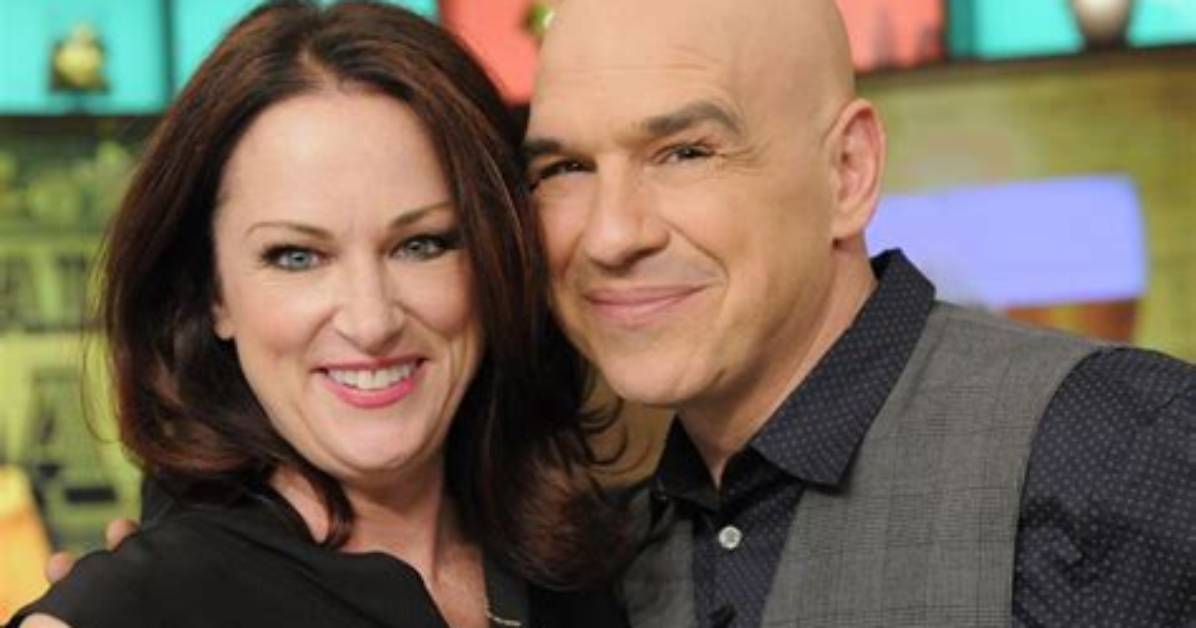 Michael Symon Is Married to Wife, Liz Shanahan. Know His Net Worth. 2022