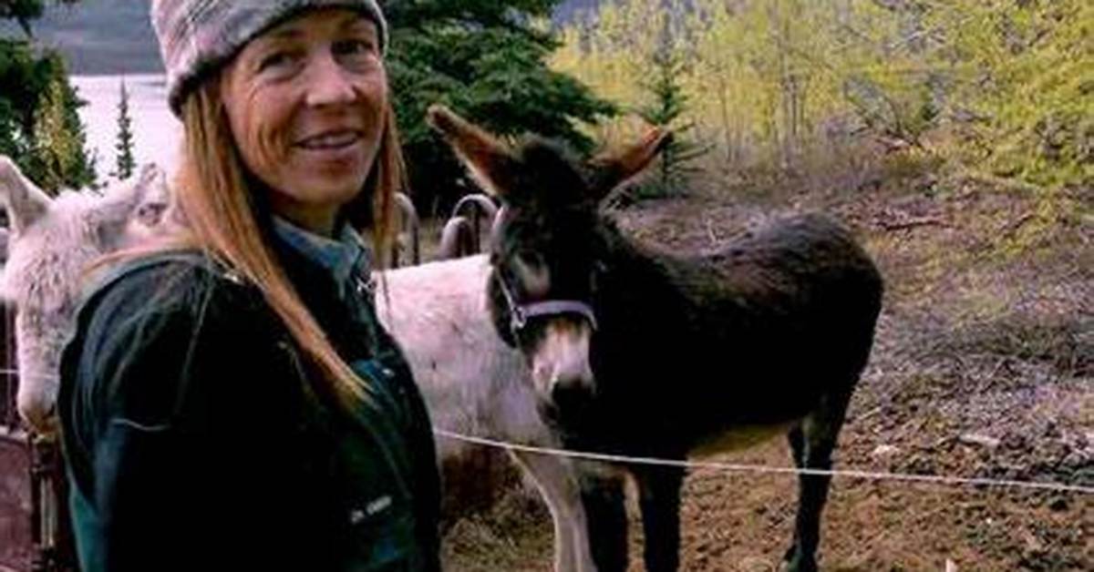 Michelle Oakley - Age, Bio, Birthday, Family, Net Worth