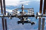 Nasa Postpones Iss Spacewalk Because of Debris