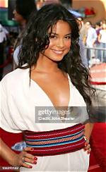 Nathalie Kelley
