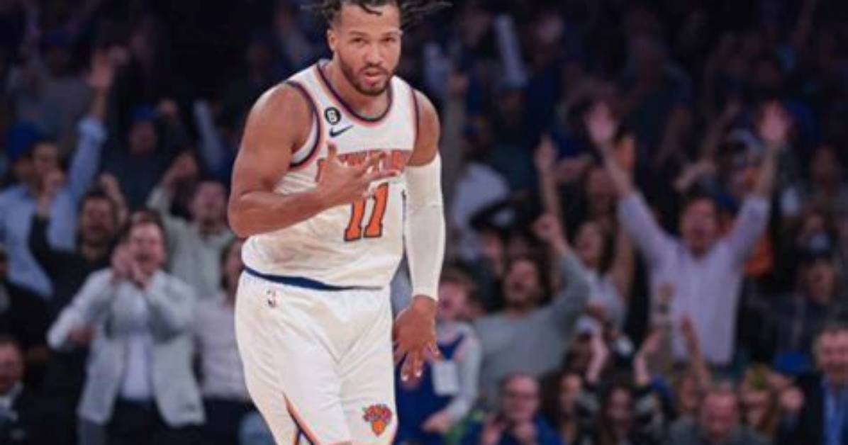 New York Knicks Leagend Point Guard Walt Fraizer's Married Life. Know Also About His Net Worth, Family, Career, Stats, Age, Salary, and So On.