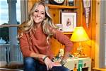 Nicole Curtis Talks About Waitressing and Odd Jobs Before Tv Fame