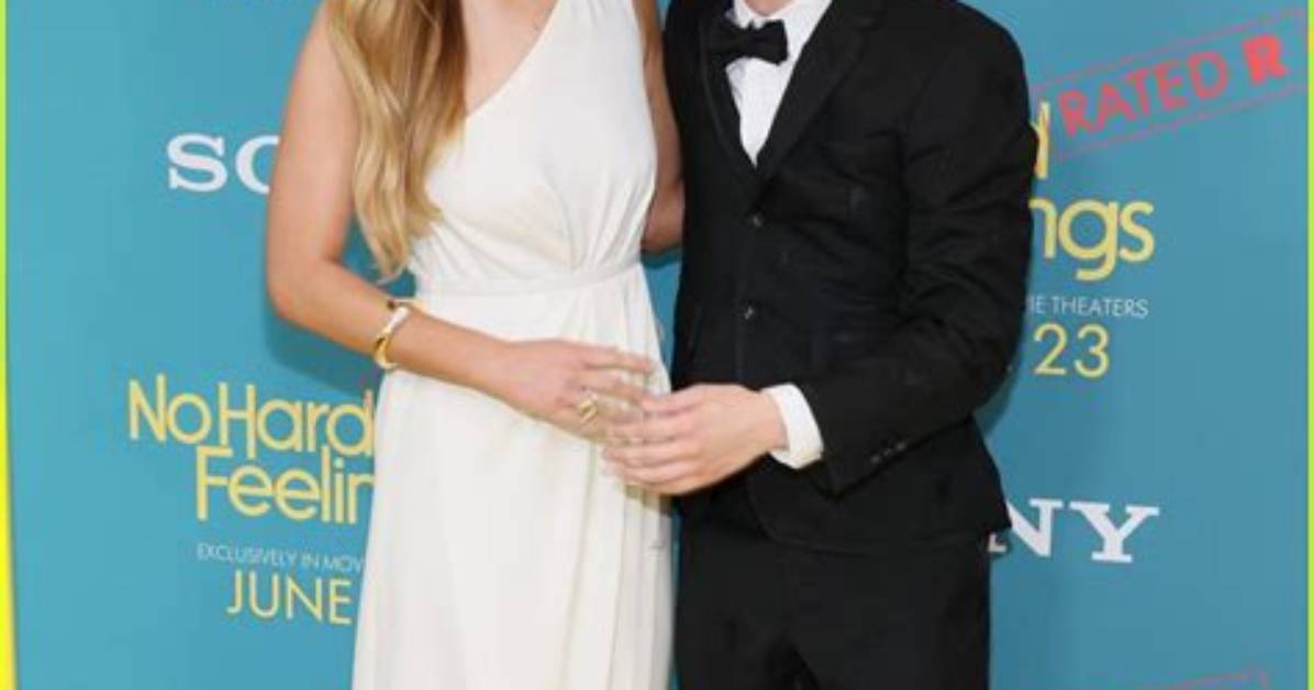 No Hard Feelings' Andrew Barth Feldman Relationship Status