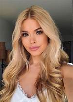 Pamela Reif Height, Weight, Age, Boyfriend, Family, Biography
