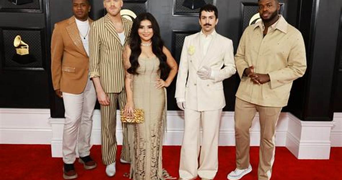 Pentatonix Net Worth: How Much Is the Cappella Group Pentatonix Worth? 2022
