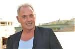"Philippe Risoli Jeune: Retour Sur La Jeunesse De L'animateur Populaire"