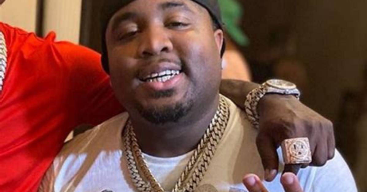 Rapper Mo3 Was Chased, Ran for His Life Before Fatal Shooting Rapper Mo3 Tailed in Car Chase. .. Before Fatal Shooting Exclusive 4.9K 11/15/2020 1:00 Am Pt