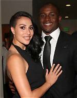 Reggie Bush and Wife Welcome a Son