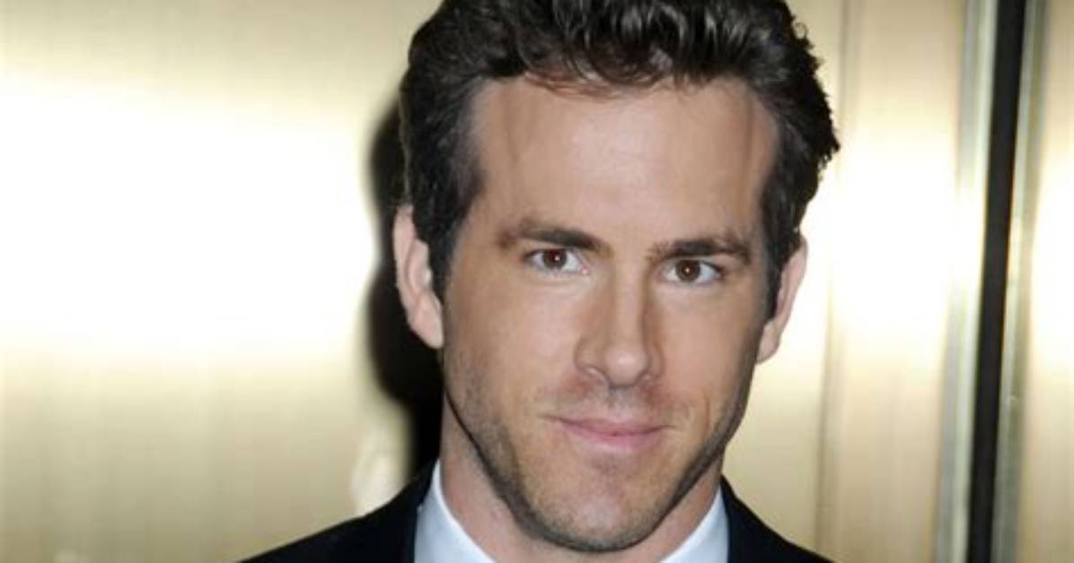 Ryan Reynolds - Age, Bio, Birthday, Family, Net Worth
