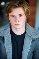 Sacha Carlson Height, Weight, Age, Body Statistics