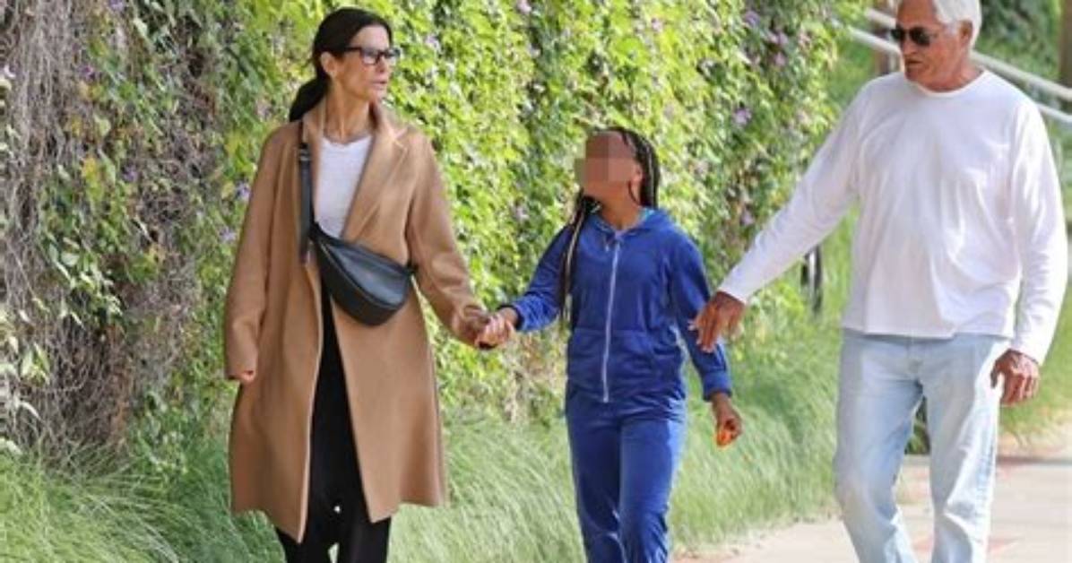 Sandra Bullock Bio, Son, Daughter, and Other Kids, Age, Net Worth, Boyfriend