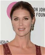 Sarah Lancaster Height
