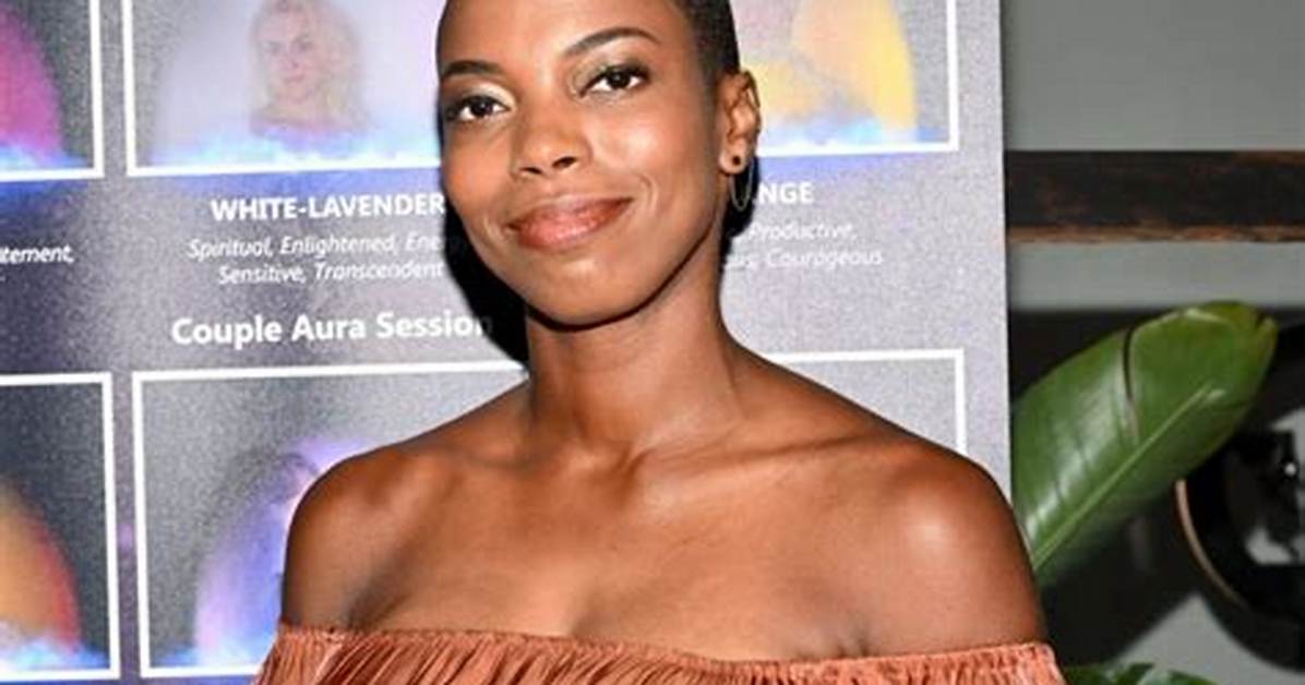Sasheer Zamata Is First African American Woman Cast Member on Snl in Five Year's