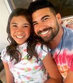 Scarlett Estevez Age, Birthday, Parents, Height, Net Worth & More