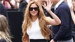 Shakira Llega a Sevilla Junto a Sus Hijos Y Evita a La Prensa Y a Los Fans