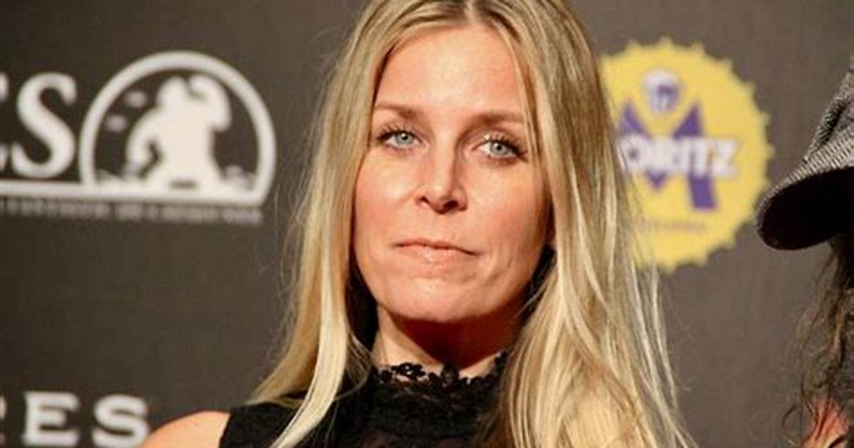 Sheri Moon Zombie – Biography, Facts & Life Story