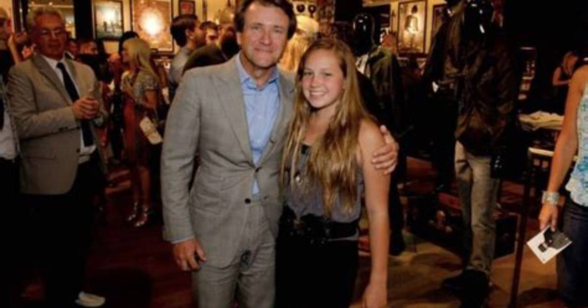 Skye Herjavec - Bio, Age, Net Worth, Height, Single, Nationality, Body Measurement, Career
