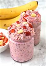 Strawberry Banana Overnight Oats - Myprotein™