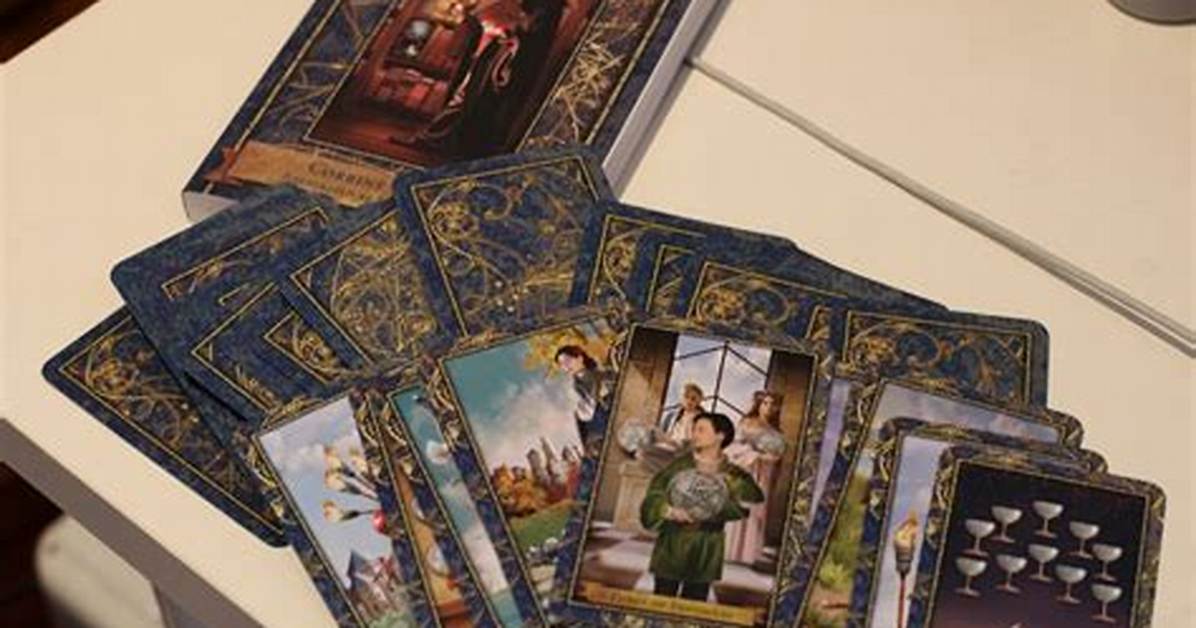 Tarot Deck Exploration: Wizards Tarot Review