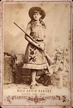The Fascinating Life of Annie Oakley in Photos