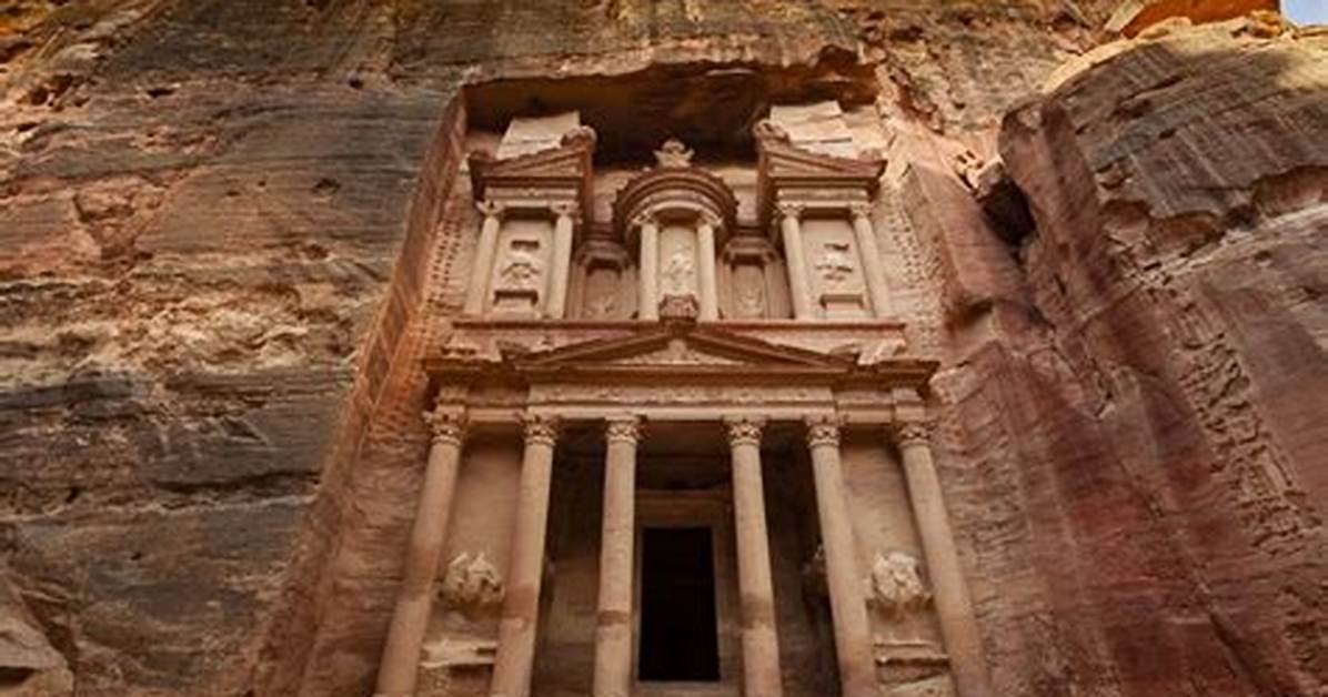 The Nabatean City of Petra: a Masterpiece of Ancient Engineering