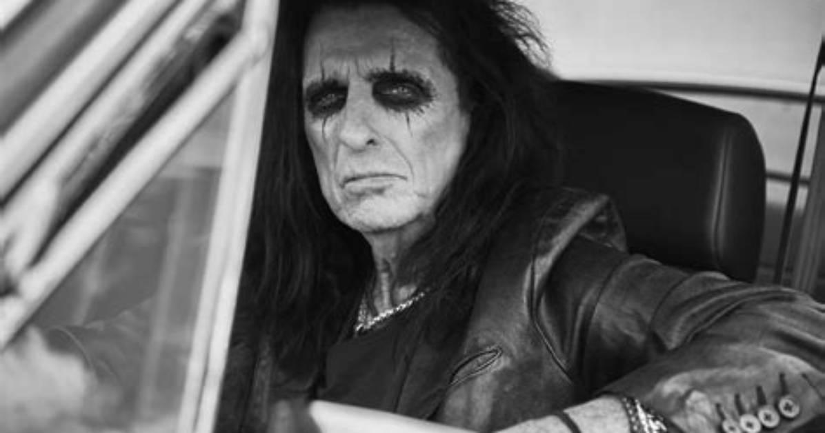 The Reason Alice Cooper's Net Worth Is Lower Than His Contemporary Rock Stars
