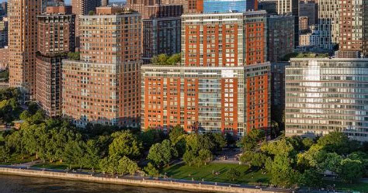 The Solaire, 20 River Terrace, Nyc - Condo Apartments