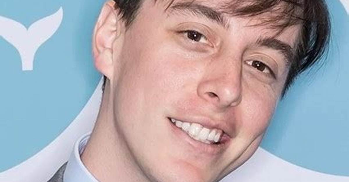 Thomas Sanders: Internet Personality, Singer, Actor, Wife, Net Worth!